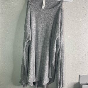 Vanilla Bay Top Women off shoulder long sleeve Gray
